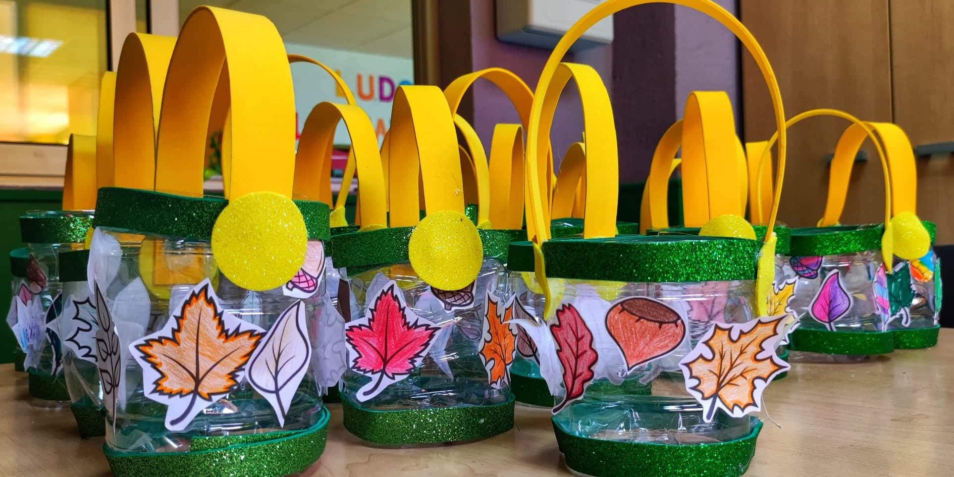 Cestas decoradas para pedir Los Santitos