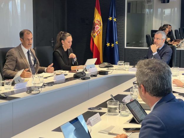 Jéssica de León reunión Aena 301023