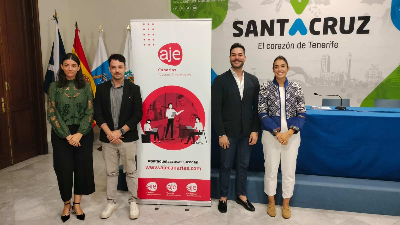 20231114 Santa Cruz apoya a la juventud empresaria