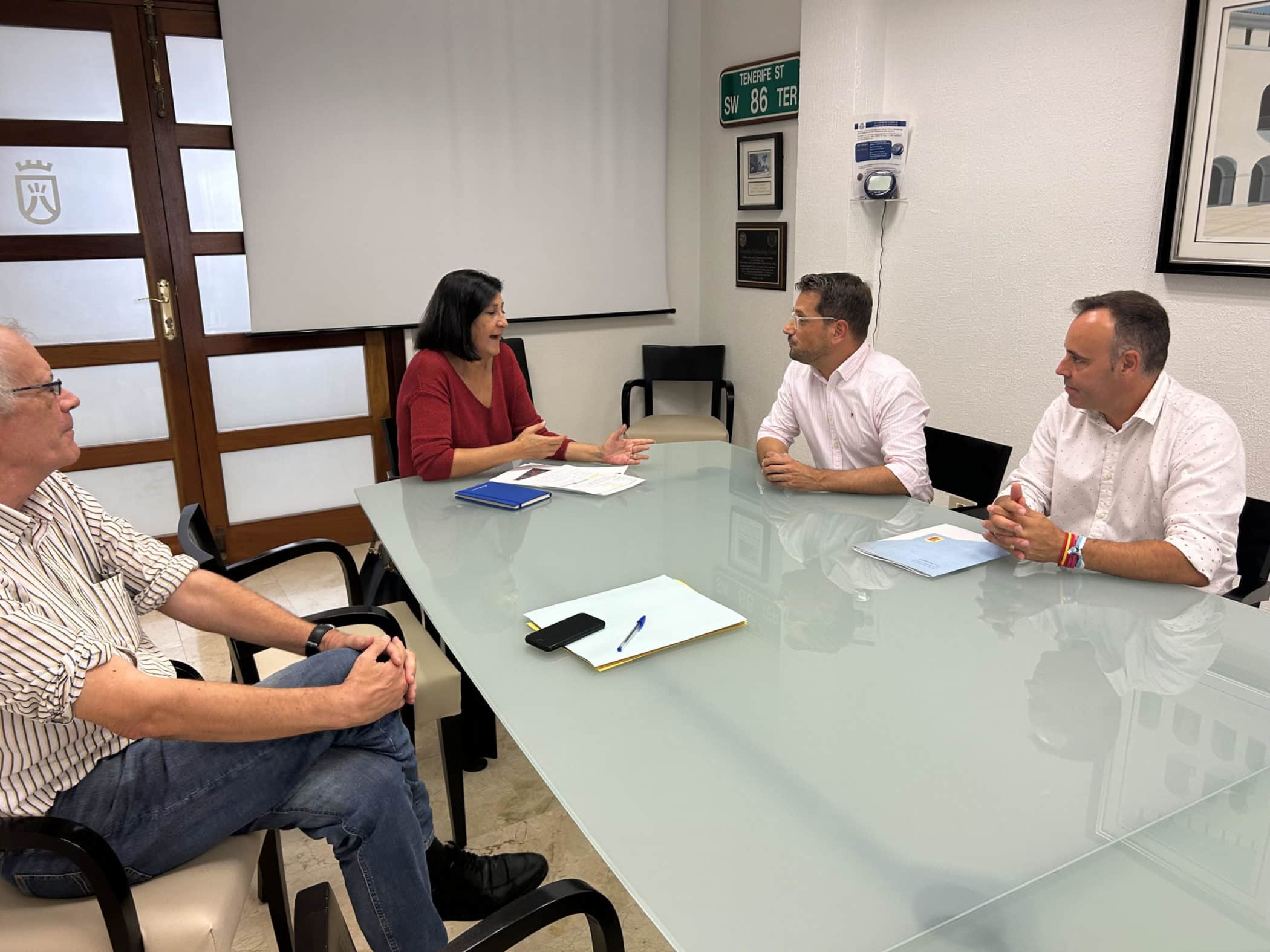 FOTO REUNIÓN MOVILIDAD LOS REALEJOS