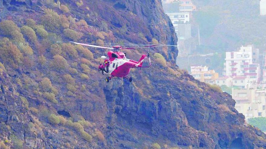 HELICÓPTERO DEL GES-RESCATE 23-11-23