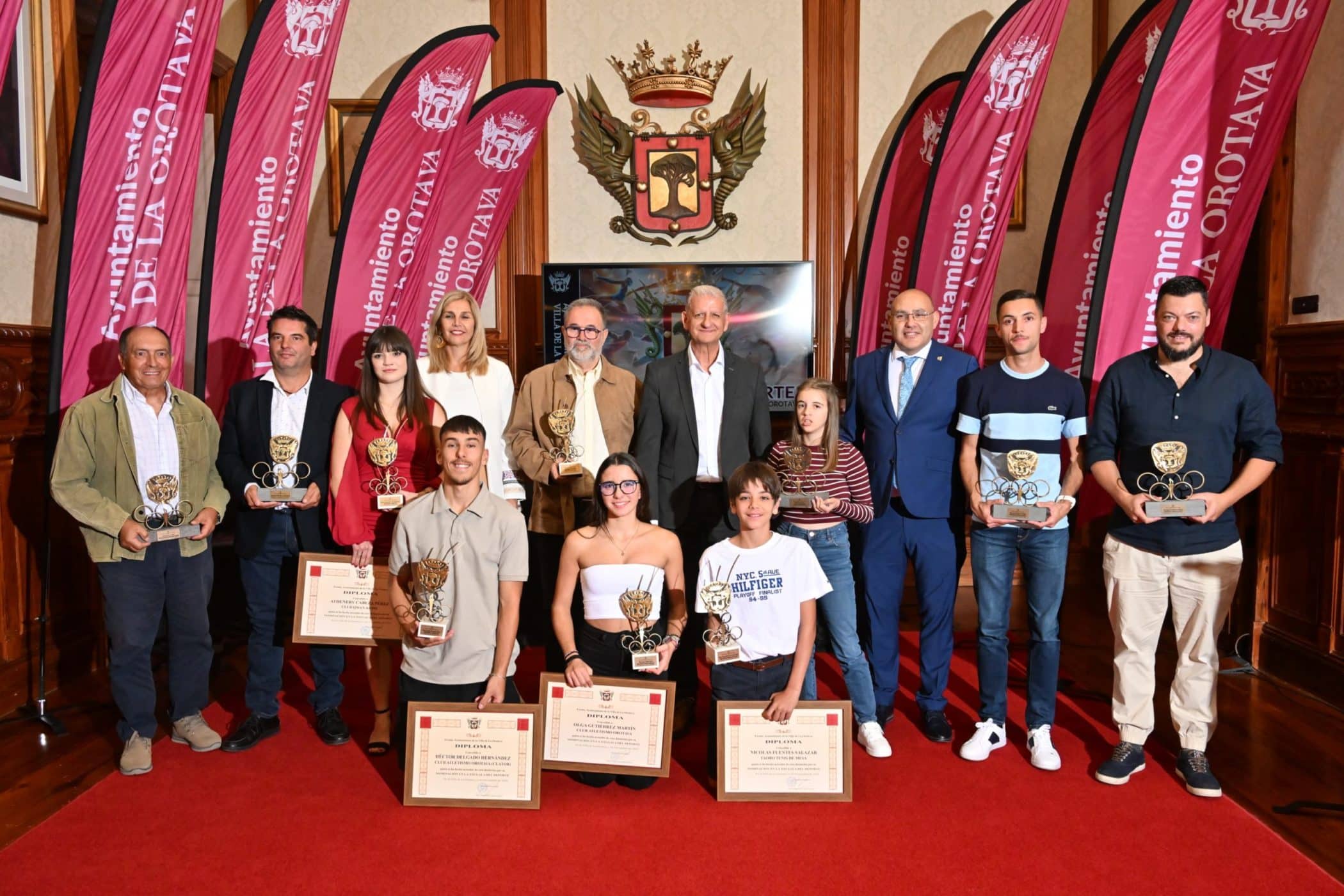 MEJORES DEPORTISTAS Y MEJOR CLUB