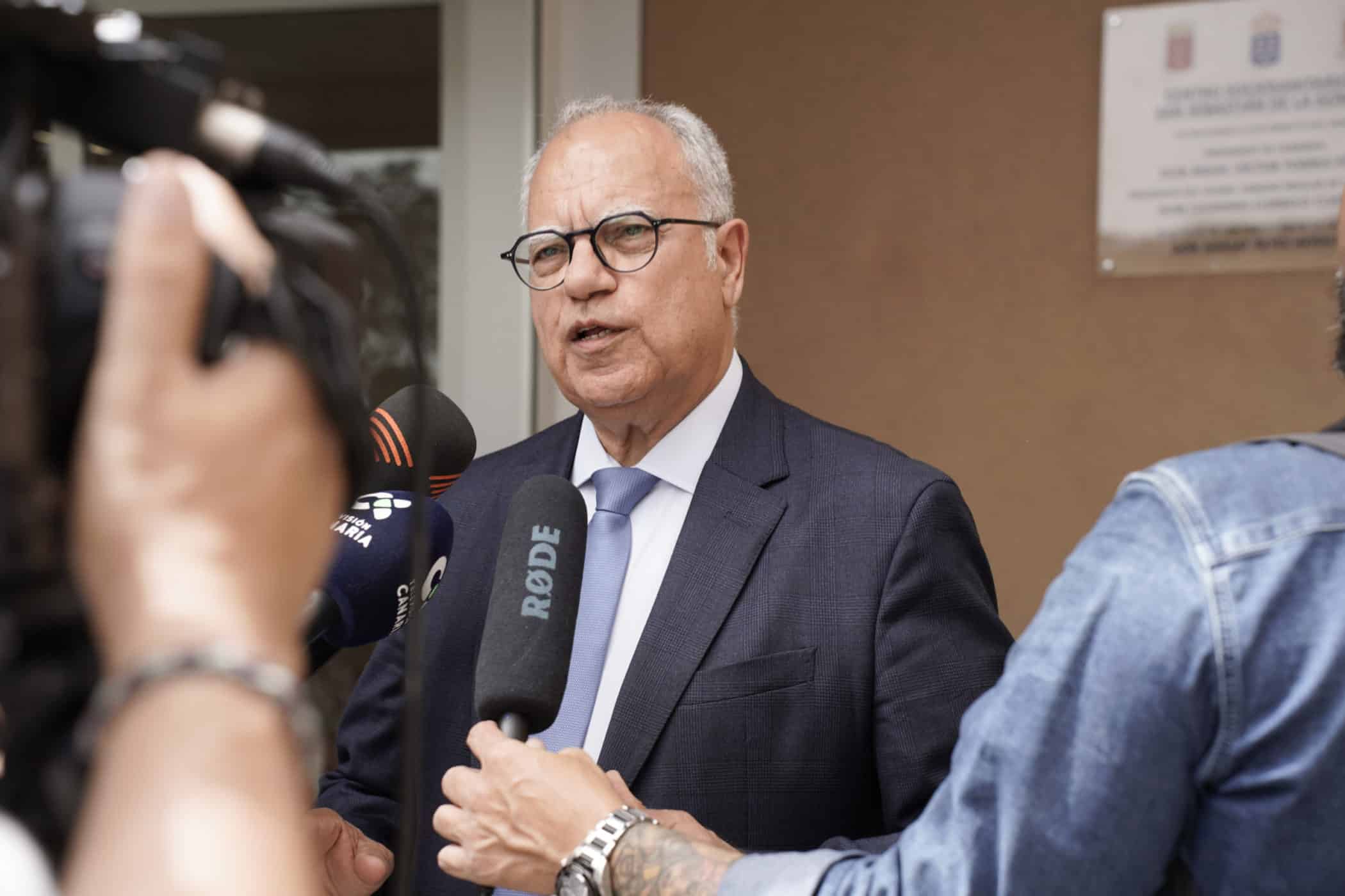051223 Casimiro Curbelo, durante la inauguración del Centro Sociosanitario de San Sebastián