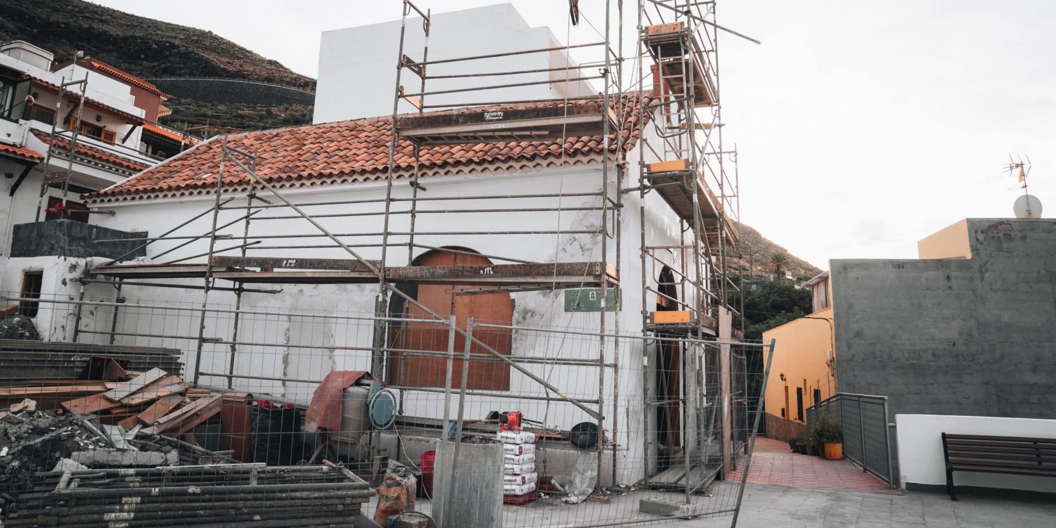 061223 Obras de restauración de la ermita del barrio de El Molinito, en San Sebastián de La Gomera