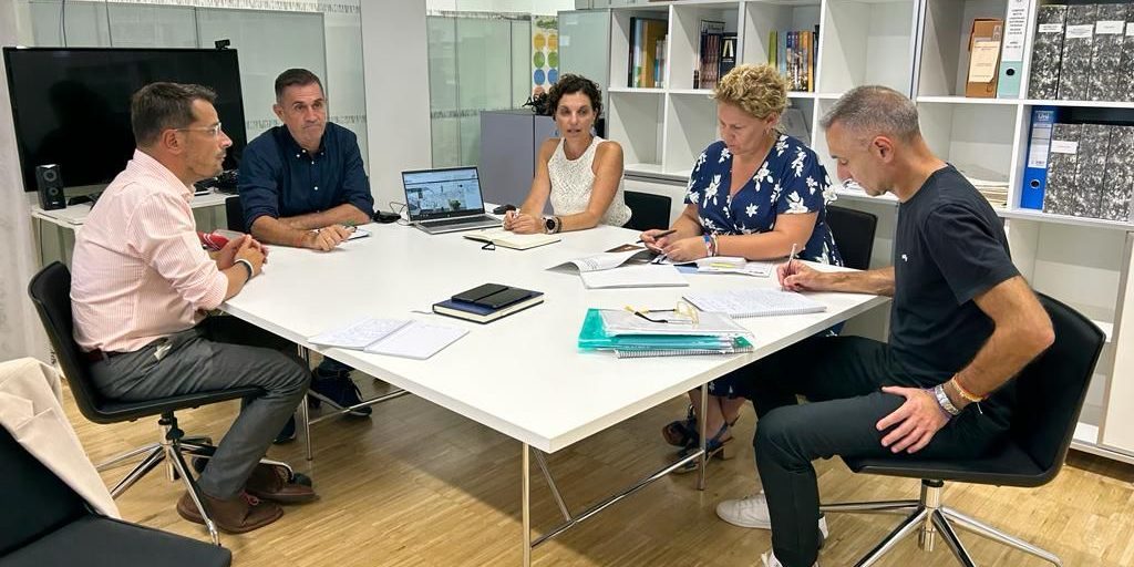 190923 Reunión con Patrimonio Cabildo temas pendientes rehabilitación Colegio San Agustín
