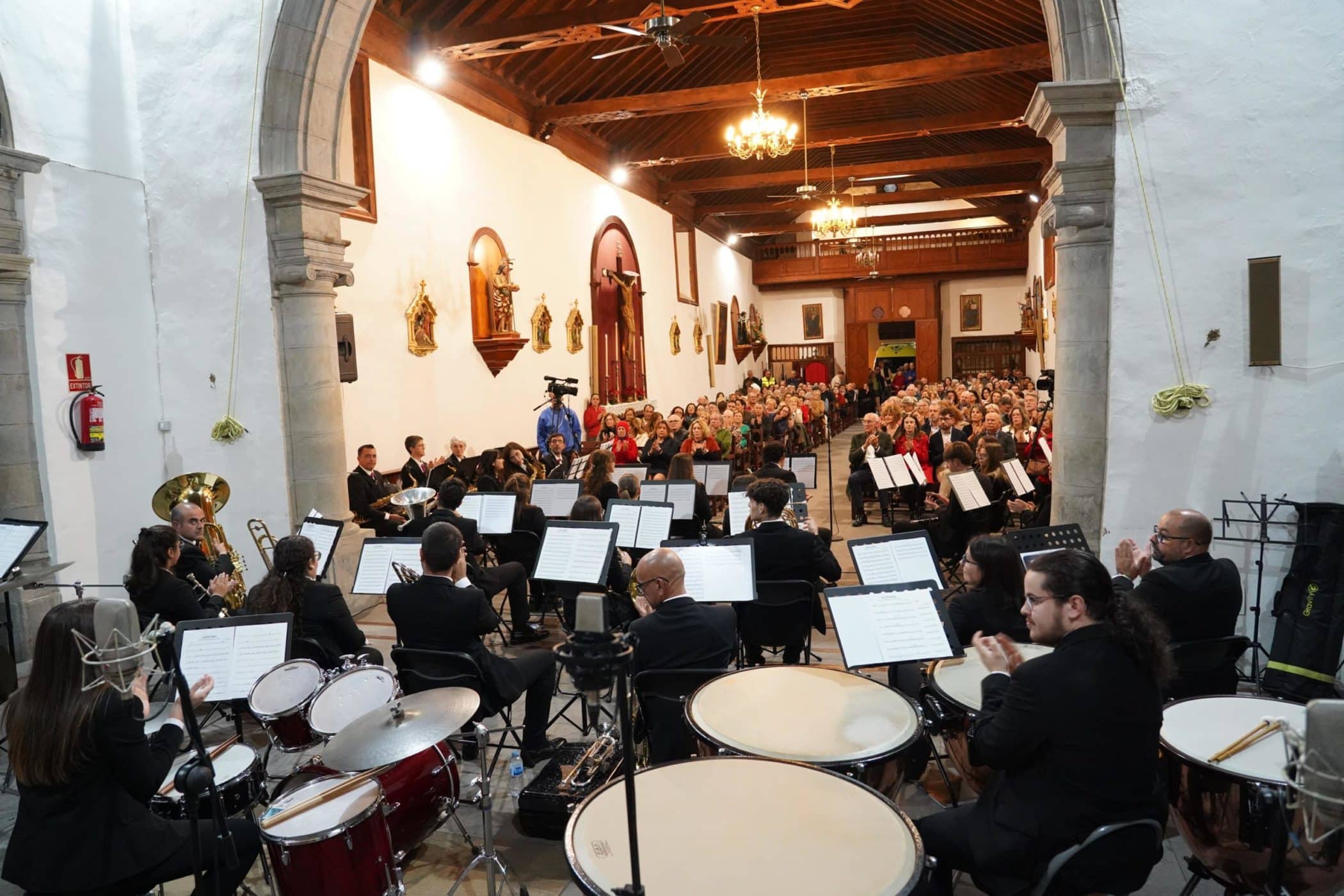 AMC Ernesto Beteta en el Concierto Extraordinario de Navidad