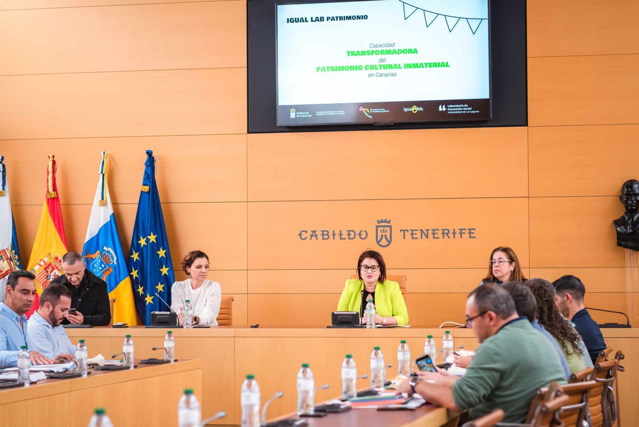 CHARLA PATRIMONIO 1