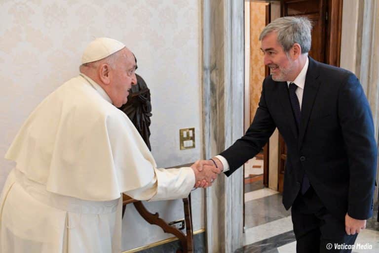 EL PAPA FRANCISCO RECIBE EN AUDIENCIA A FERNANDO CLAVIJO 15-1-24