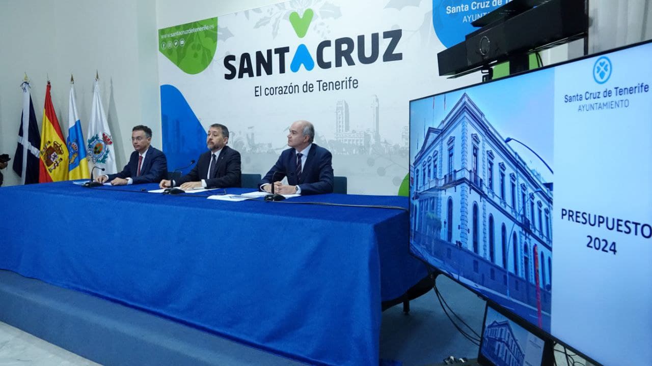 Foto Presentación Presupuestos (2)