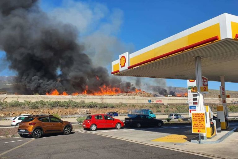 INCENDIO EN PLANTA DE COMPOSTAJE1 11-1-24