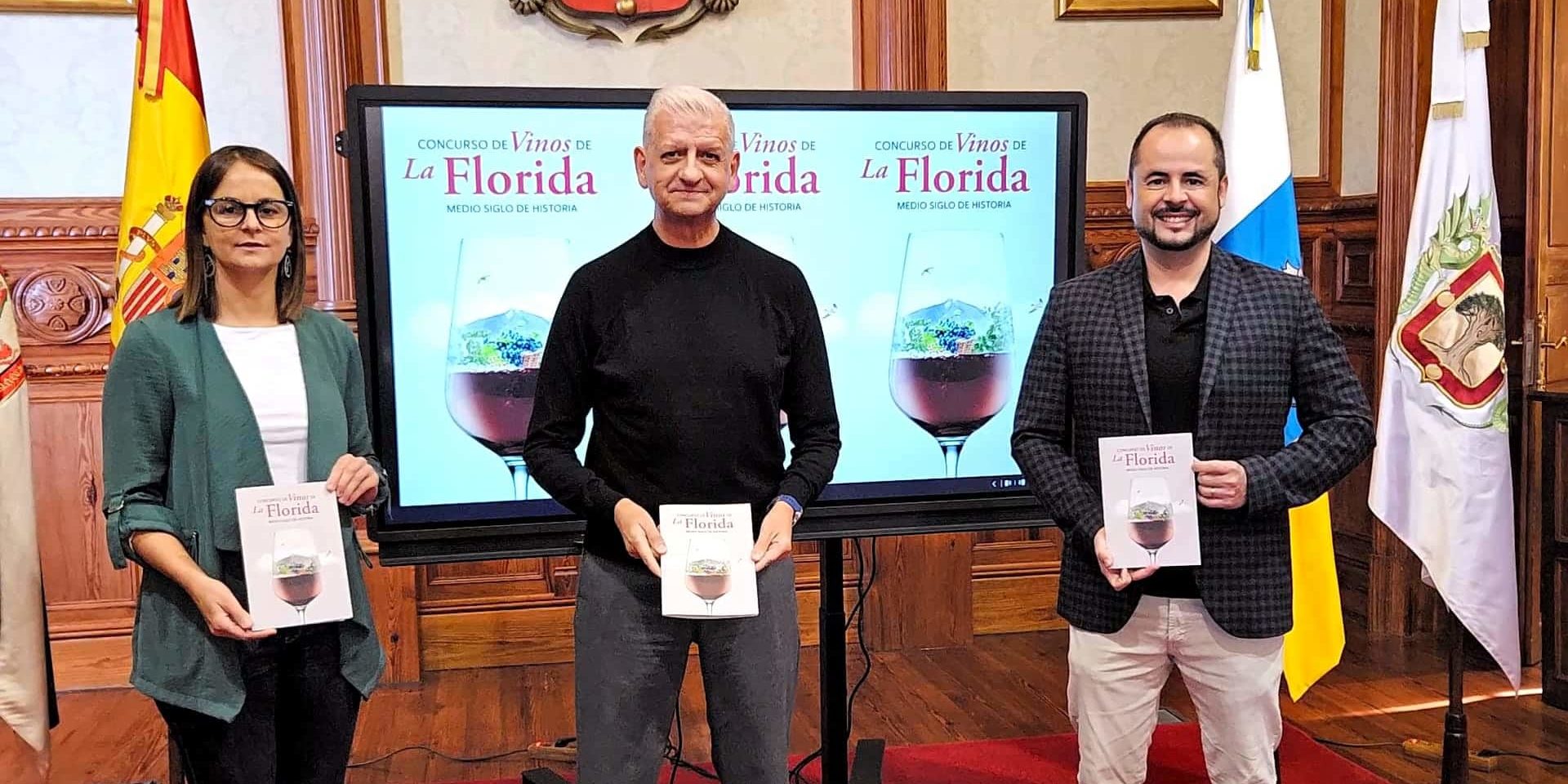 alcalde con concejales de Agricultura y delegada del barrio de La Florida