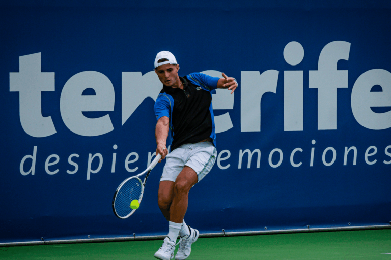 2 SPORT FACE-SANTIAGO TAVERNA 21-2-24
