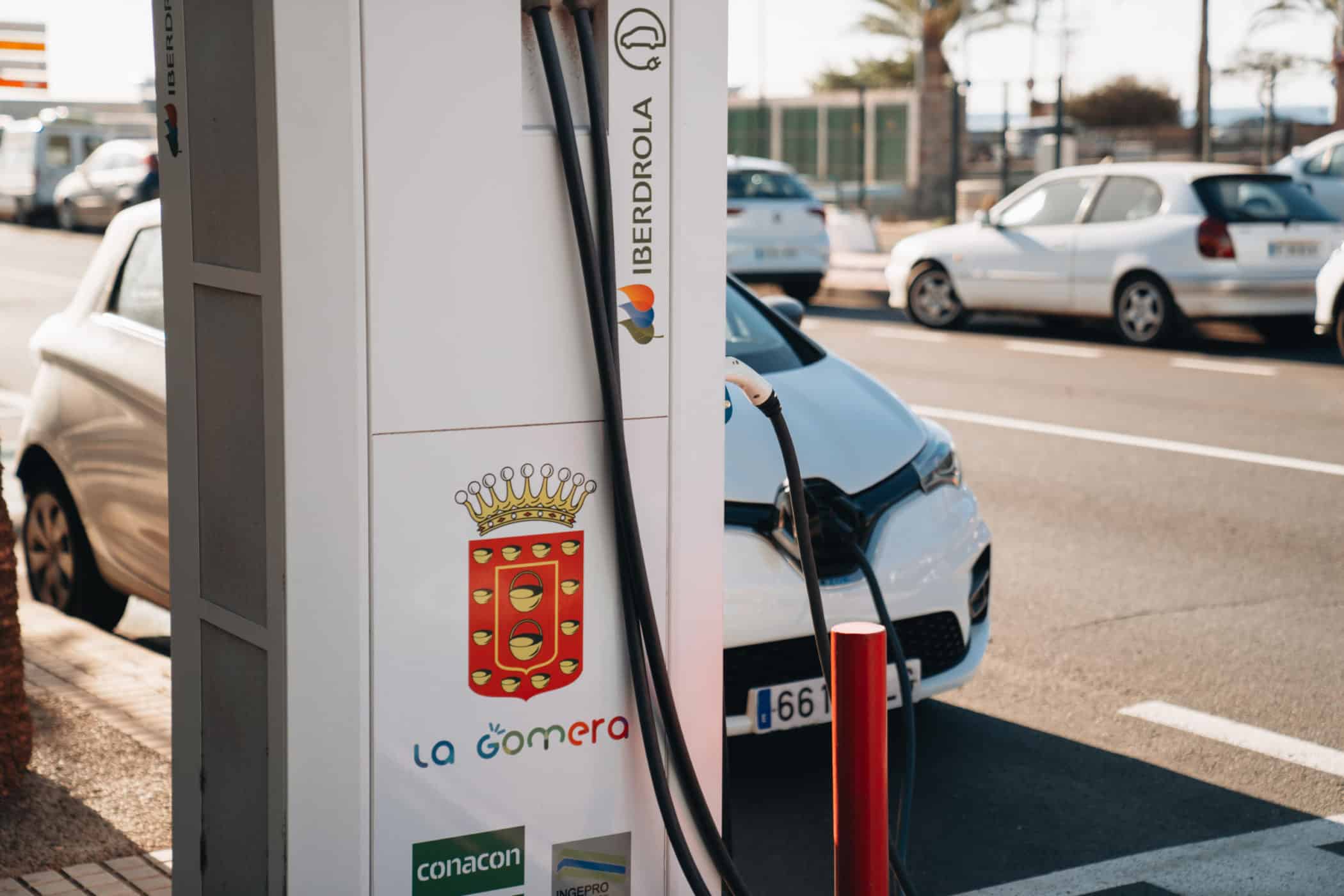 220224 Punto de recarga de coches eléctricos en San Sebastián de La Gomera