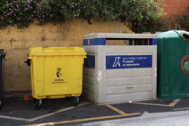 Contenedores reciclaje Arona