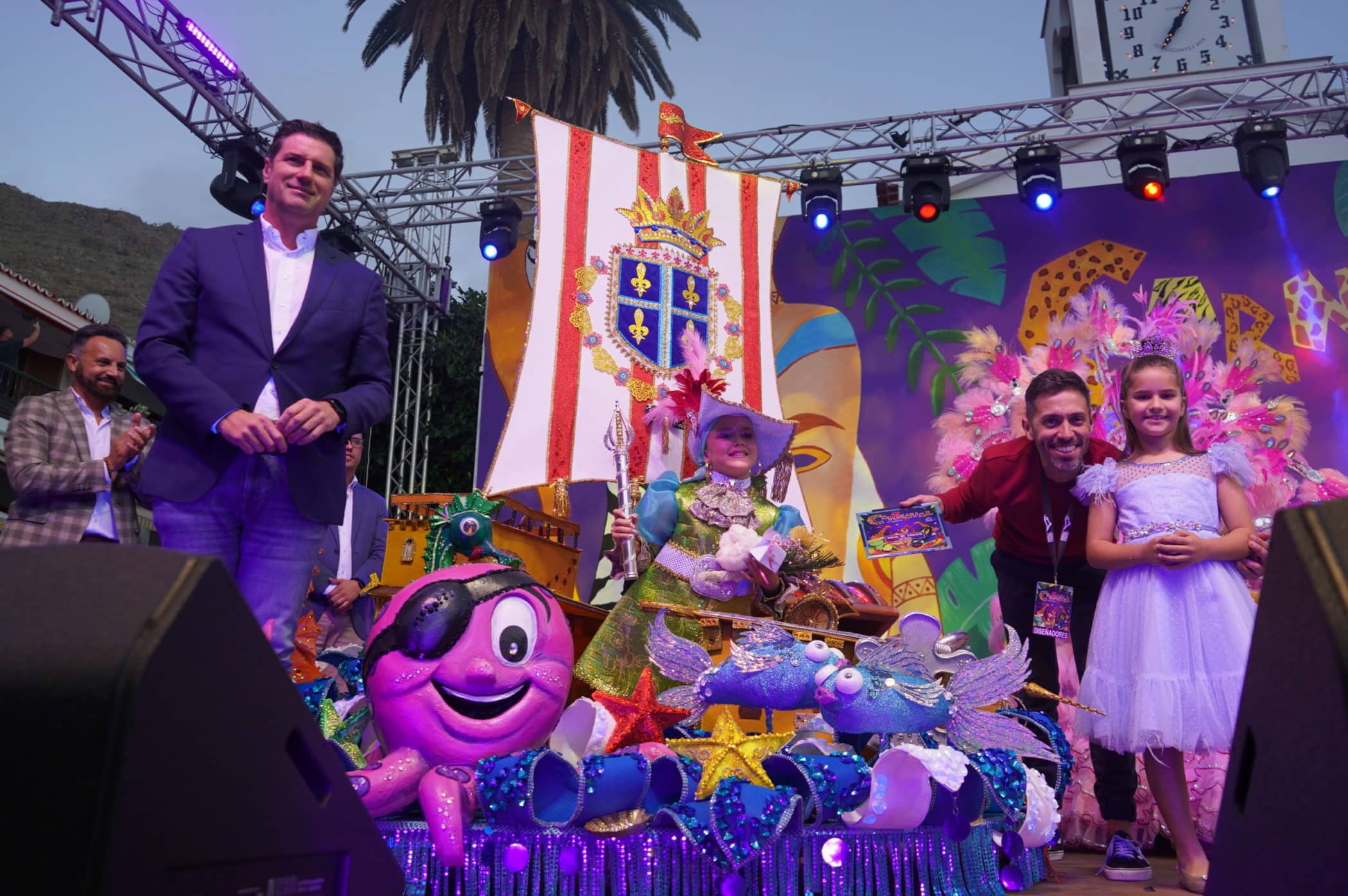 Foto de la nueva reina infantil del carnaval 2024
