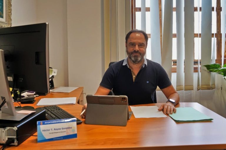 Héctor Reyes