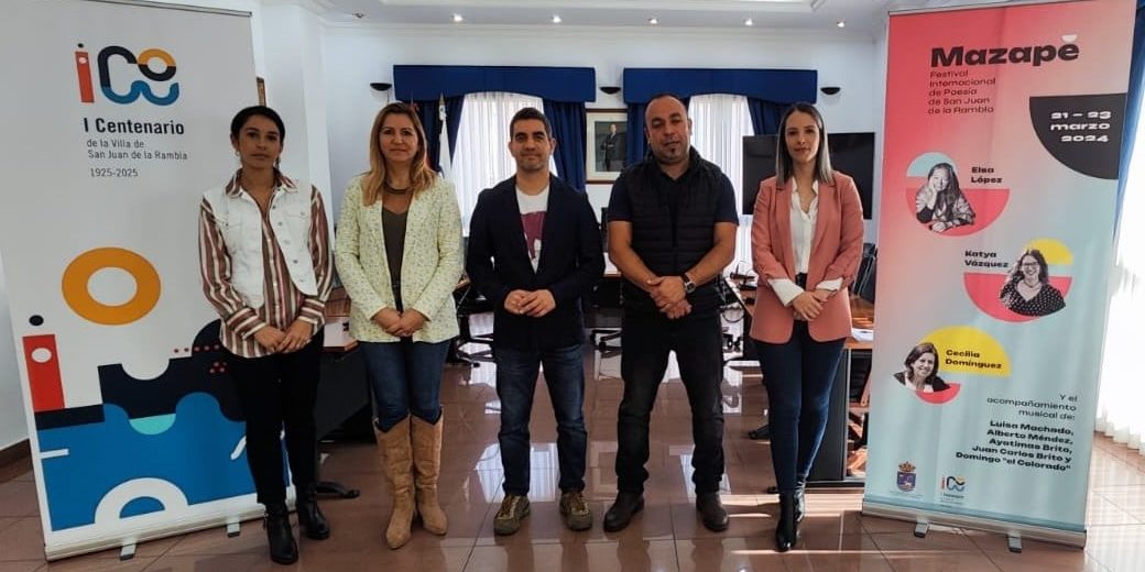 Parte del grupo de gobierno en la presentación del Festival