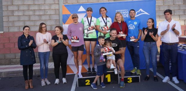 Podium masculino y femenino general