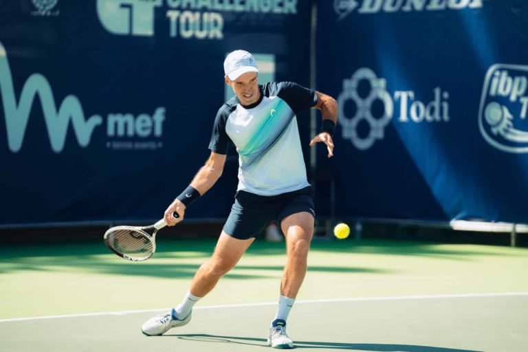3 SPORT FACE-MIKHAIL KUKUSHKIN 3-3-24