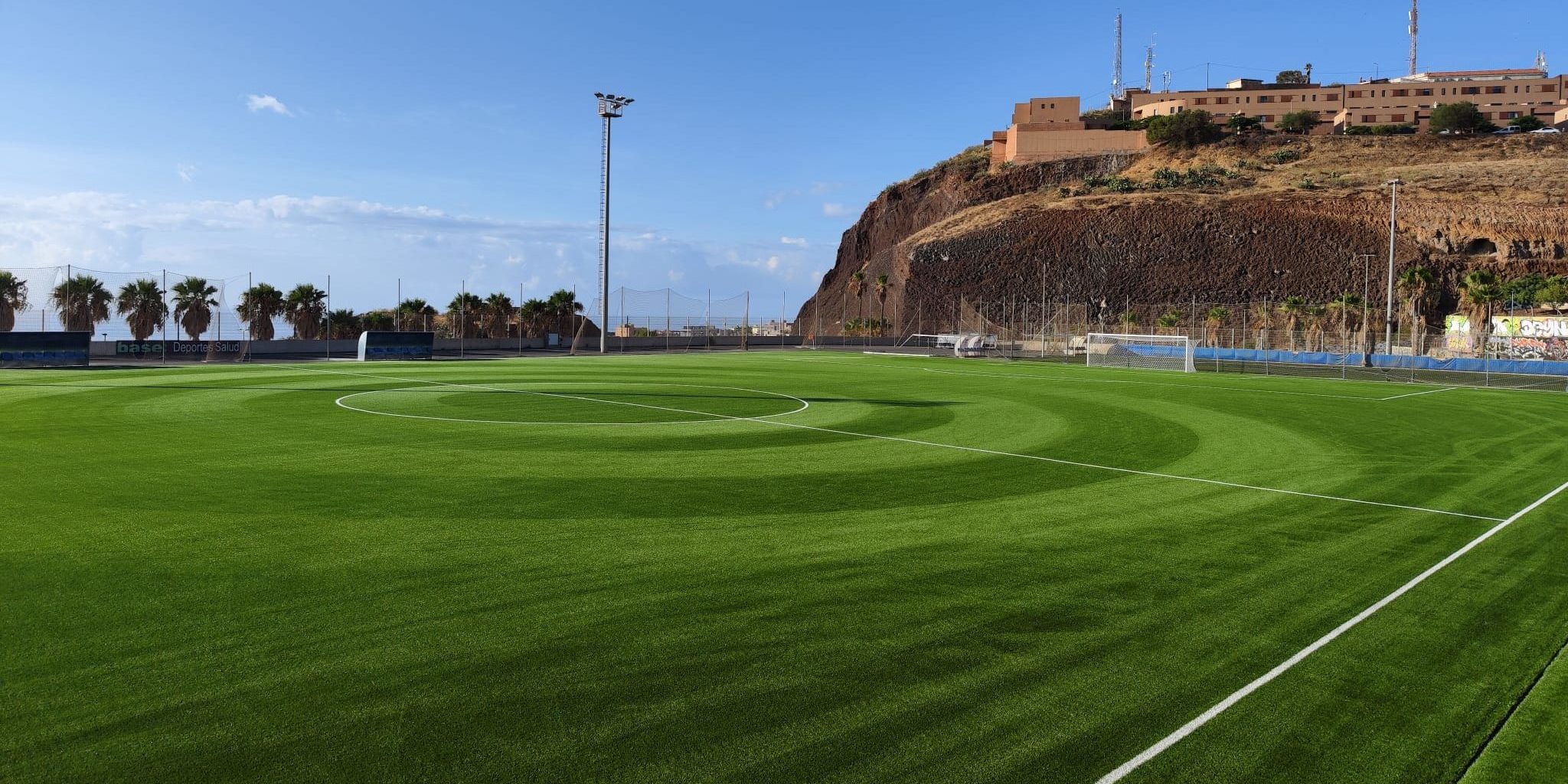 Campo Fútbol Ofra 2