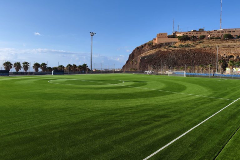 Campo Fútbol Ofra 2