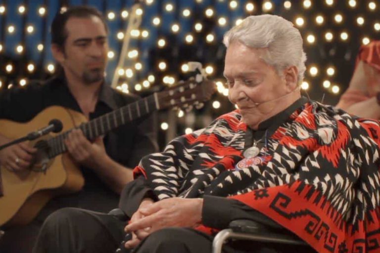 Escena del documental, último concierto de Chavela Vargas