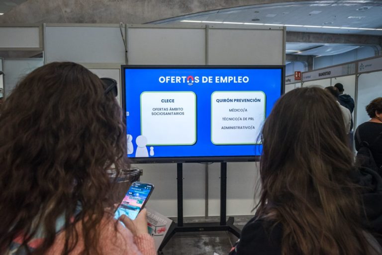 FOTO FERIA DE EMPLEO