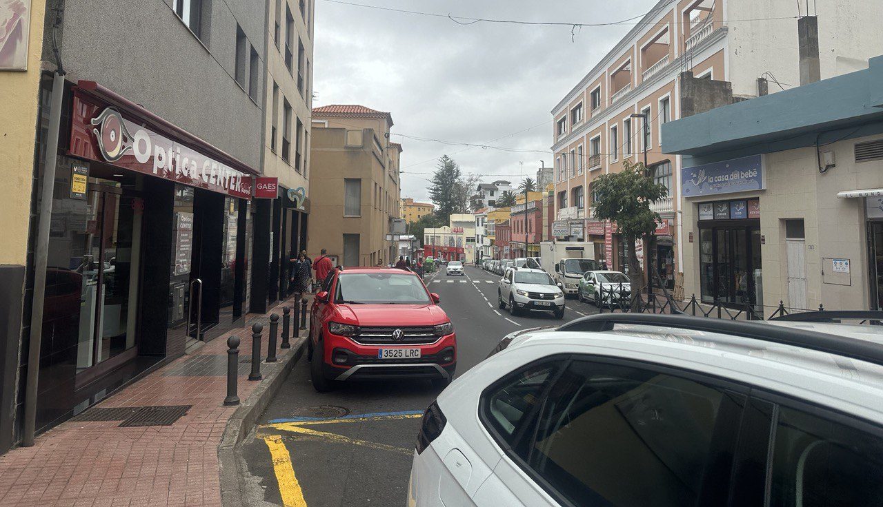 ZONA COMERCIAL TACORONTE