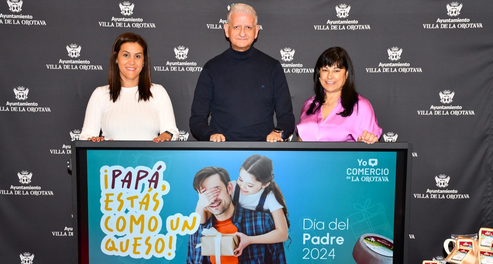 campaña día del Padre. Alcalde, concejala comercio y representante quesería Benijos