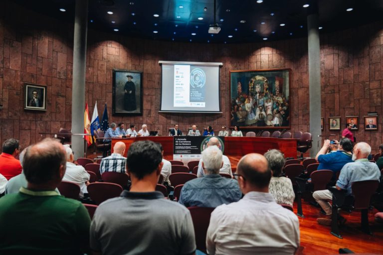 110424 Apertura oficial de la I Jornada de Carreteras de La Gomera