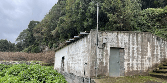 190424 Una de las edificaciones objeto de actuación en el vivero de El Cedro