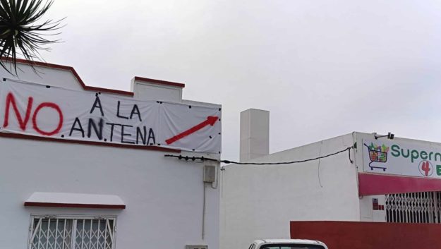 Antena de telefonía en Valle de Guerra 1