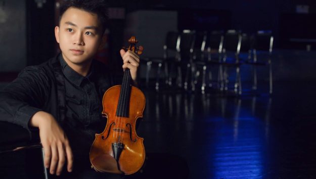 FOTO ZIYU HE Violin