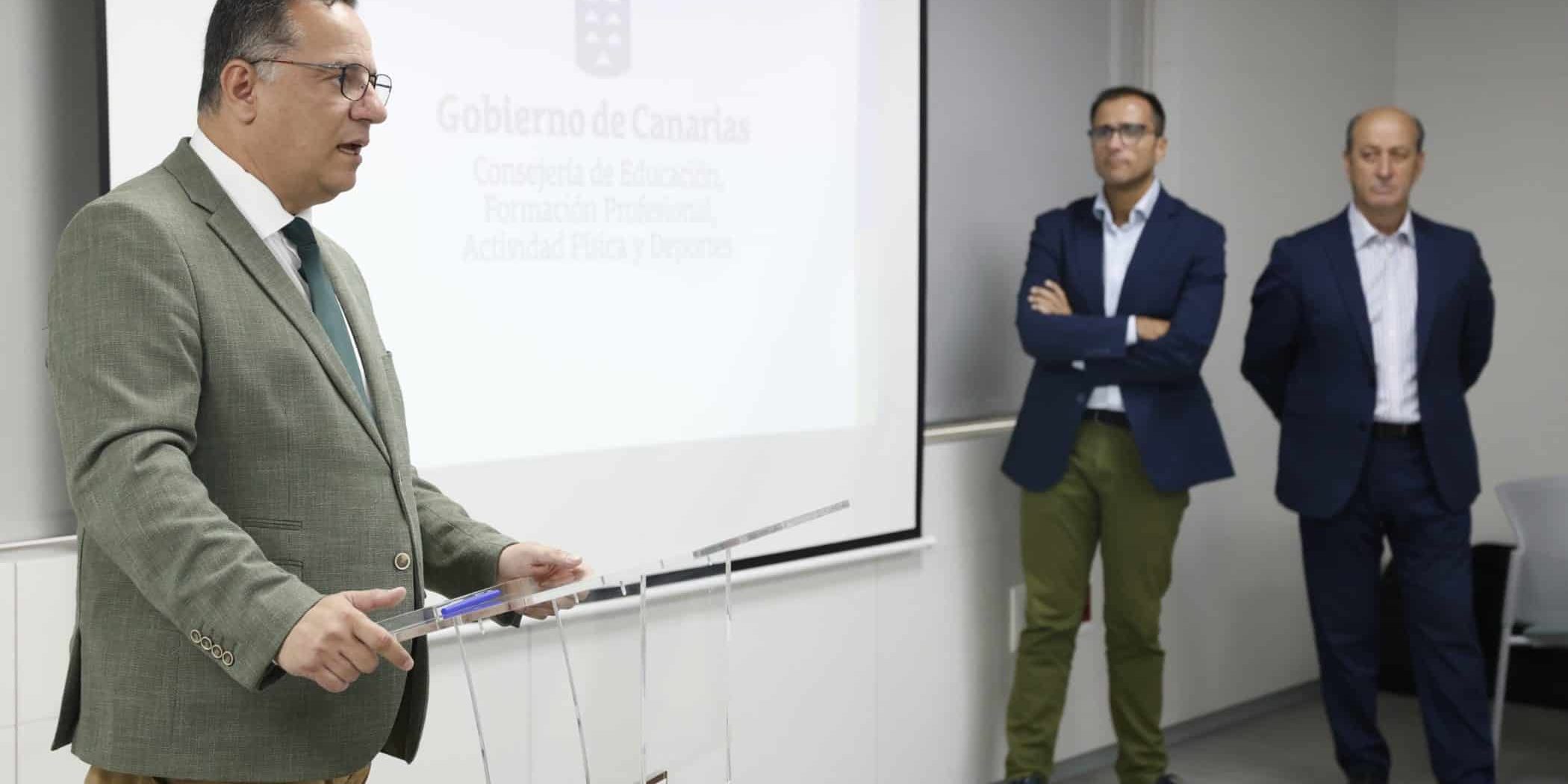 FOTO. Acto de firma del protocolo de subvenciones a federaciones deportivas canarias (2)