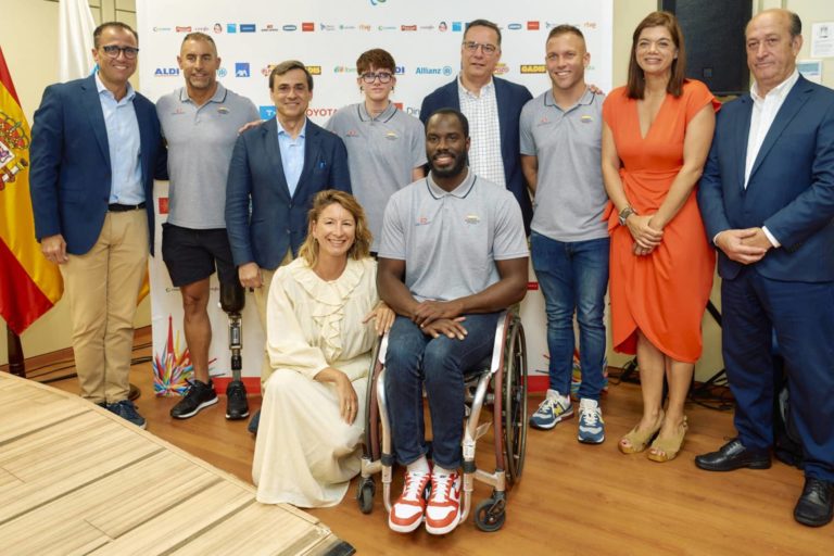 FOTO. RP presentación deporistas paralímpicos canarios preseleccionados (1)
