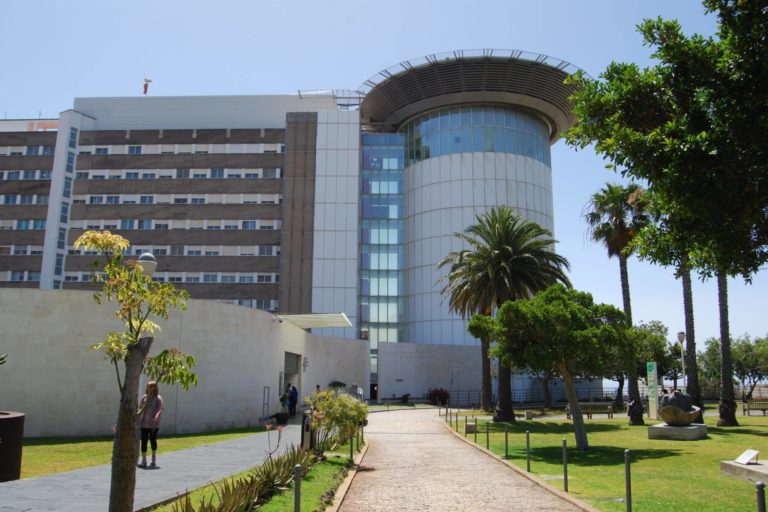 Fachada Hospital Universitario de Canarias