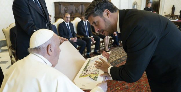 Recepción Papa Francisco GCPHE_2 © Vatican Media