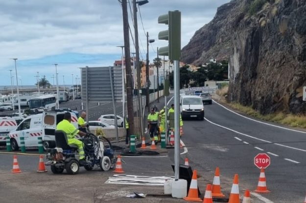 240522 Semáforo aparcamiento nuevo de Las Teresitas