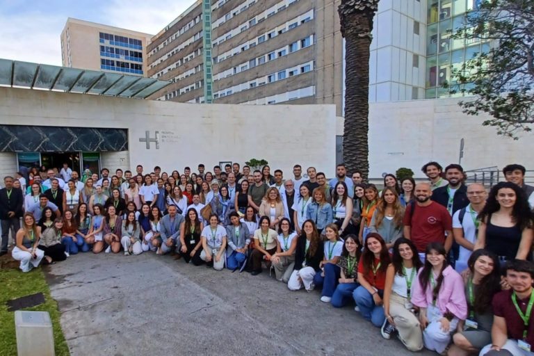Bienvenida residentes-foto familia2