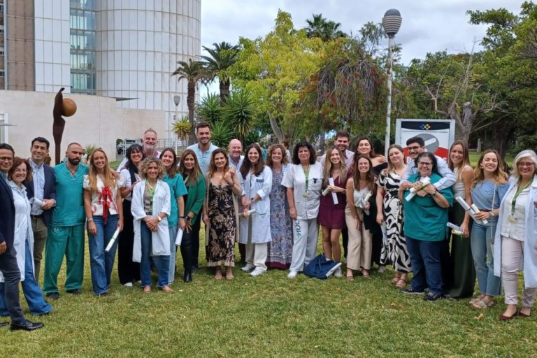 Despedida MIR foto con tutores