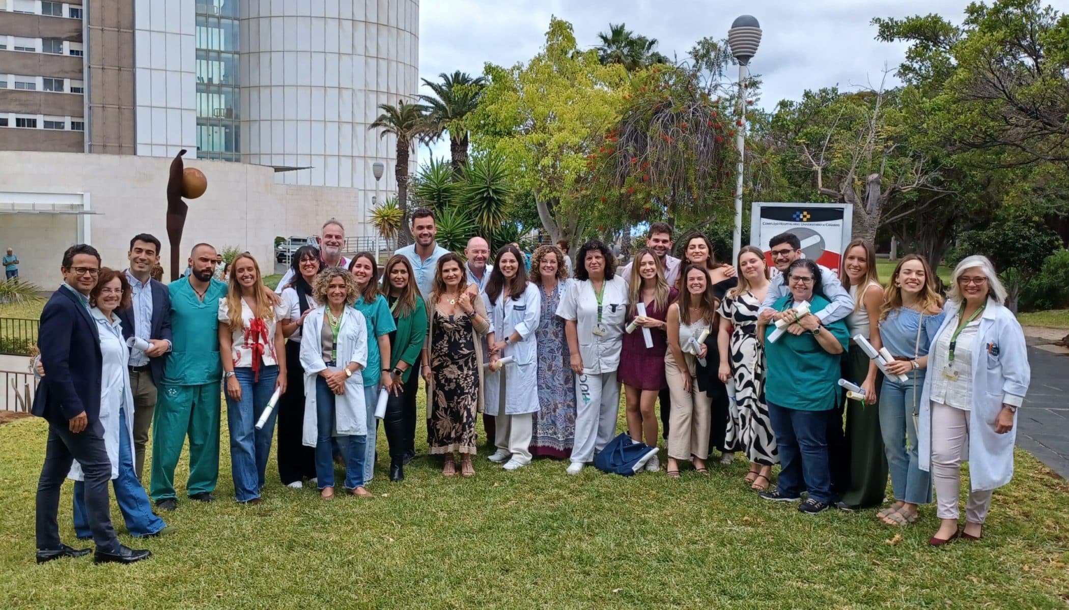 Despedida MIR foto con tutores