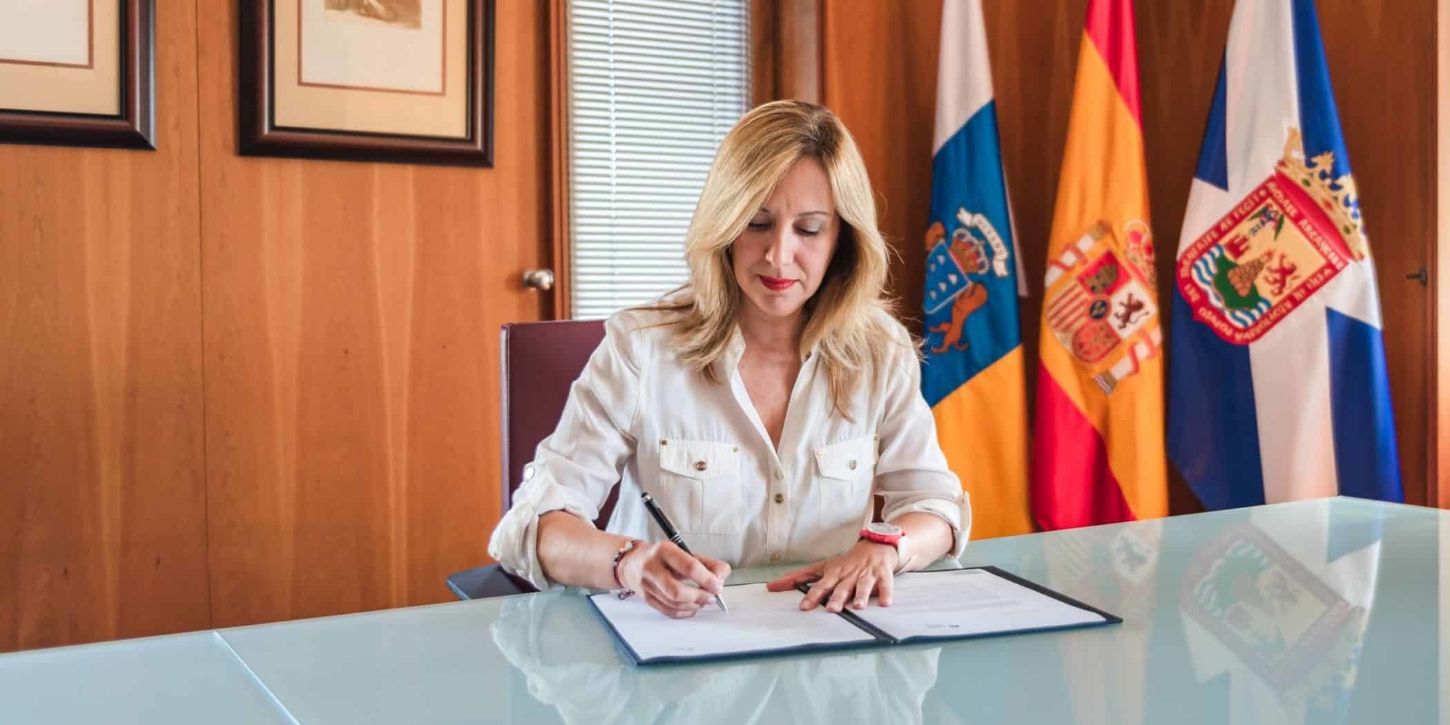 FOTO FIRMA DE ROSA DECLARACIÓN