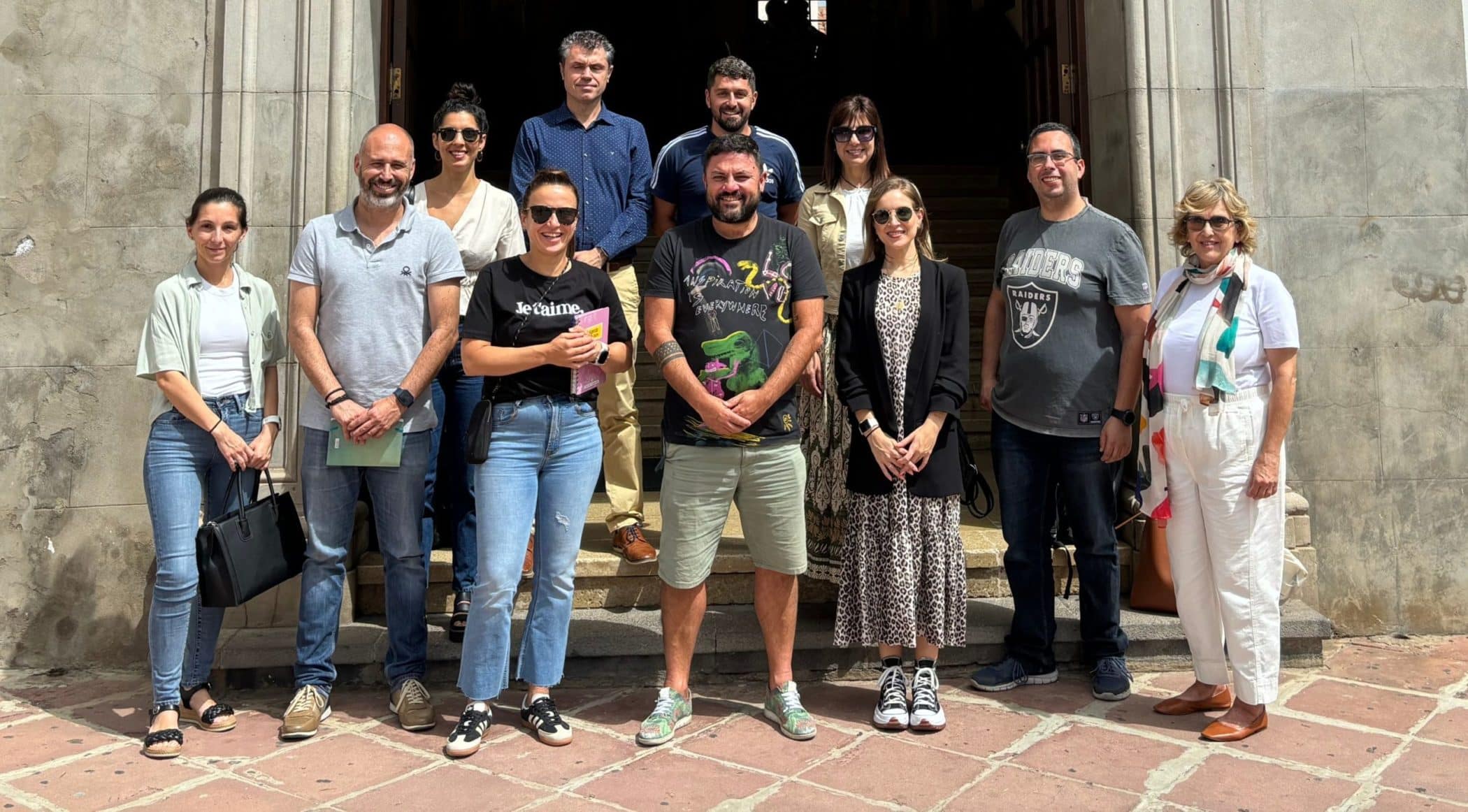 Fotografia de Jorge con los directores (2)