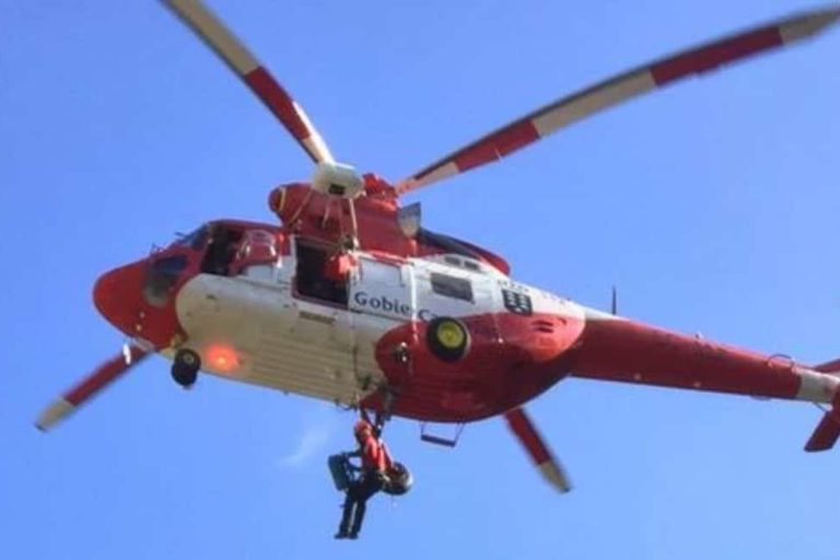 HELICÓPTERO DEL GES RESCATA A UNA SENDERISTA HERIDA EN GARAFÍA.LA PALMA 11-5-24