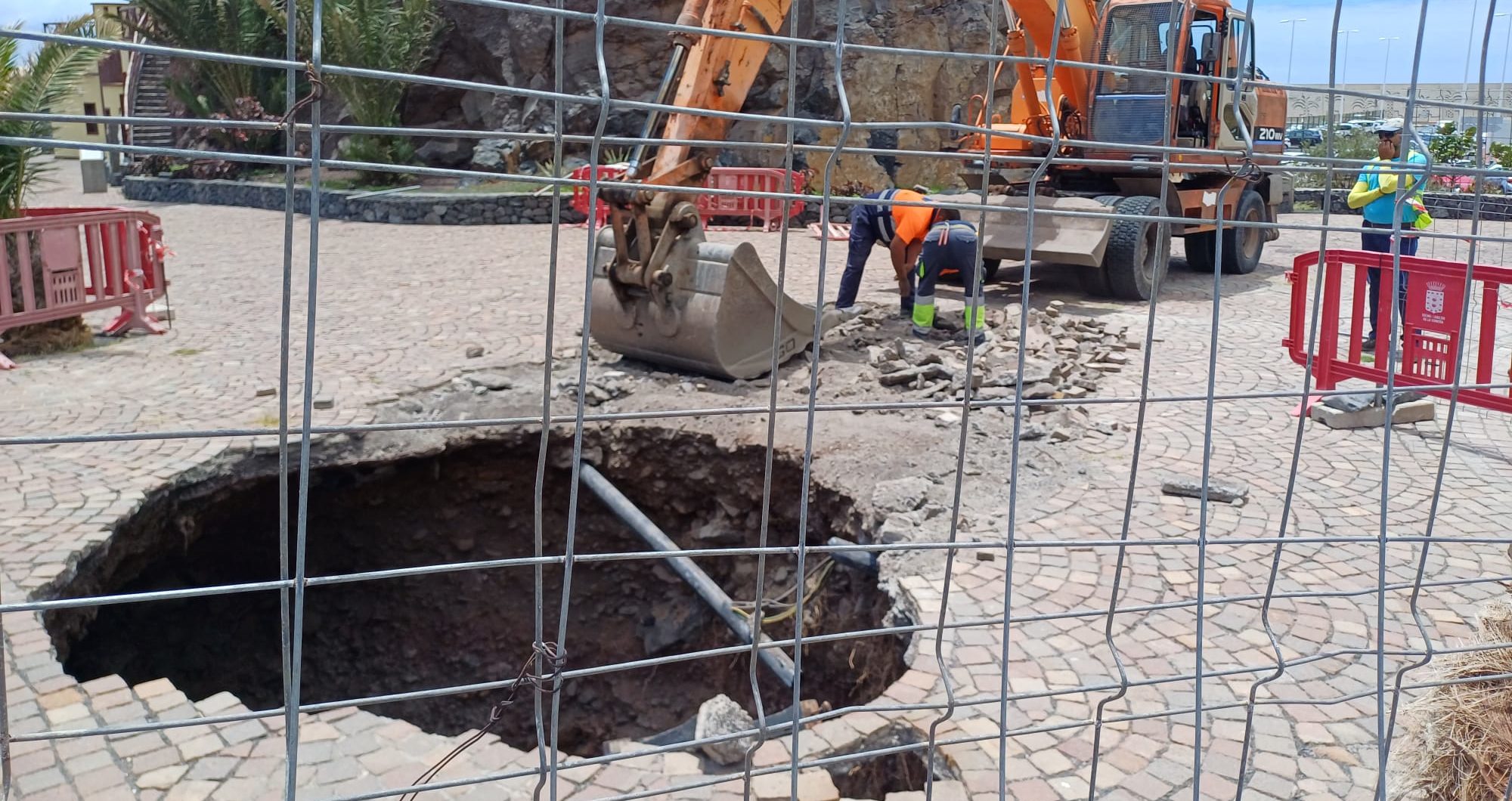 OBRAS LA CUEVA 01