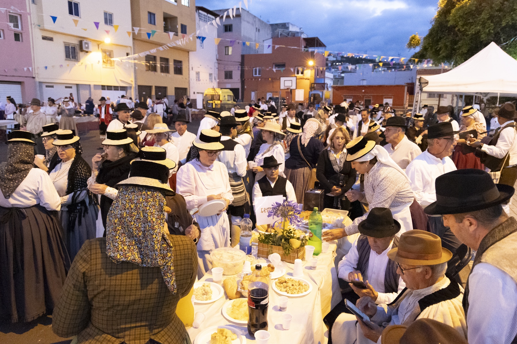 Pregón y Baile Magos Cruz de la Vera 029_