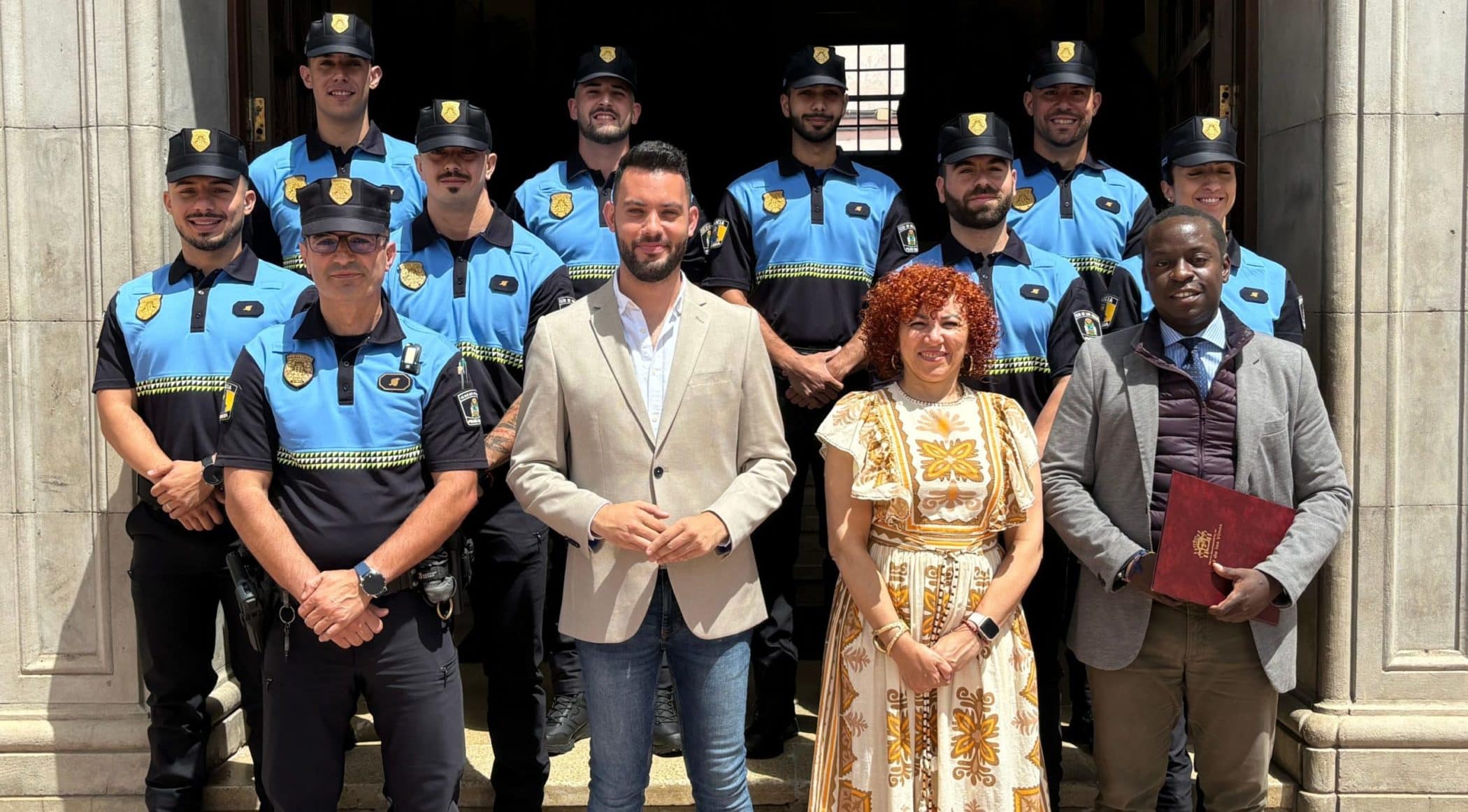 Prensa Toma Posesión Policía 1