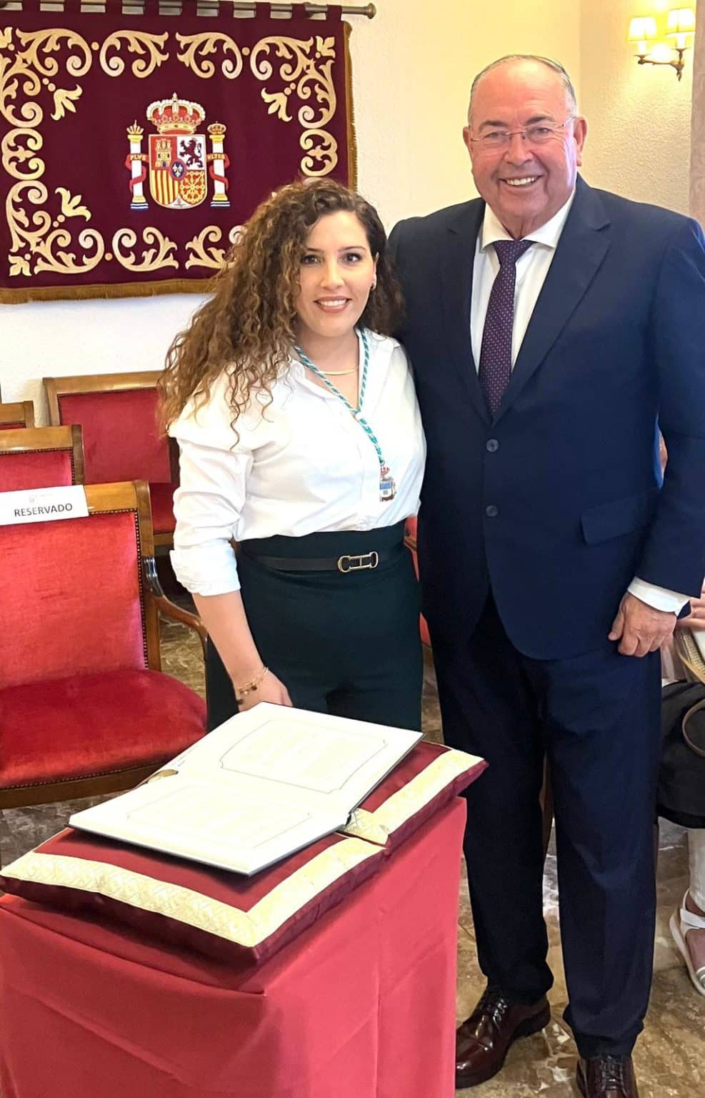 Elisabet Delgado toma posesión como concejala del Ayuntamiento de El ...