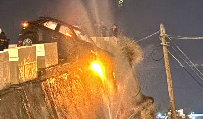 VEHÍCULO ACCIDENTADO EN UN RISCO-SANTA CRUZ 5-5-24