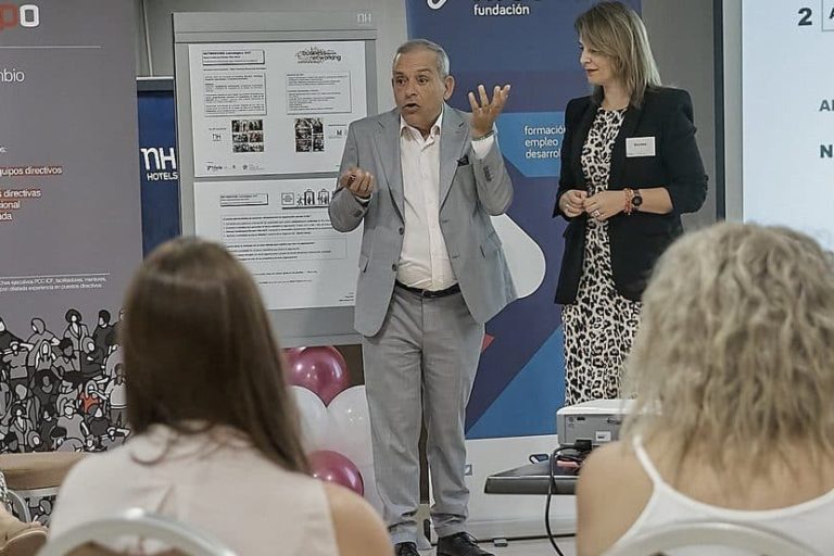 FOTO NETWORKING